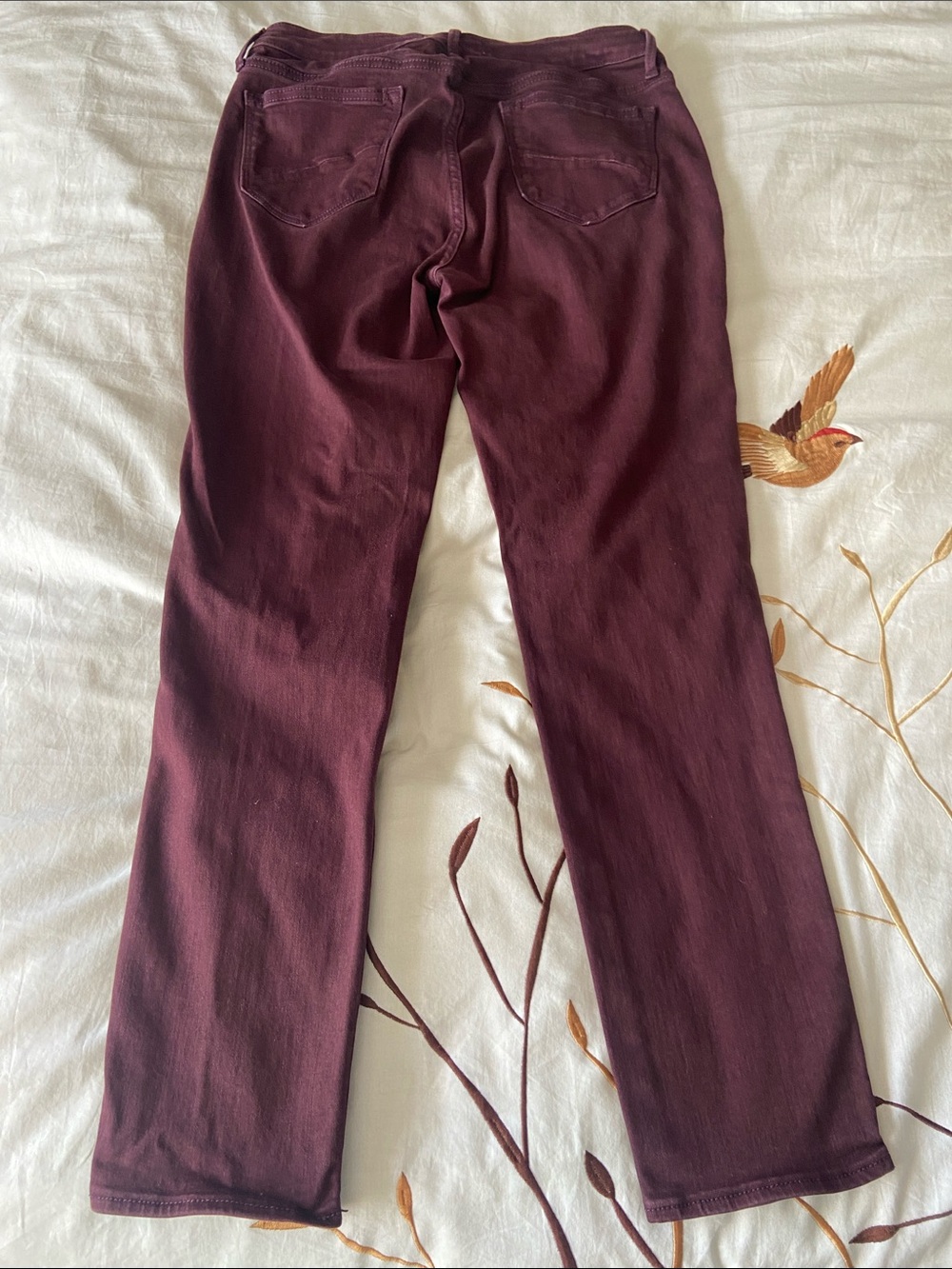 Driftwood Tribal Embroidered Side-Stripe Wine Skinny Jeans 30 Stretchy GUC - Picture 3 of 5
